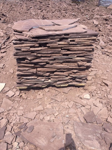 Плитняк лемезит бордовый для цоколя 1,5-2 см купить в Ишимбае