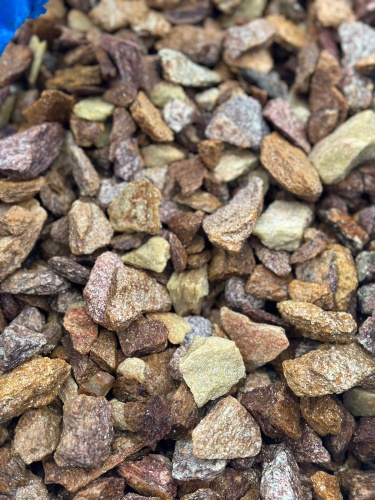 Златолит персиковый декоративная каменная крошка купить в Ишимбае