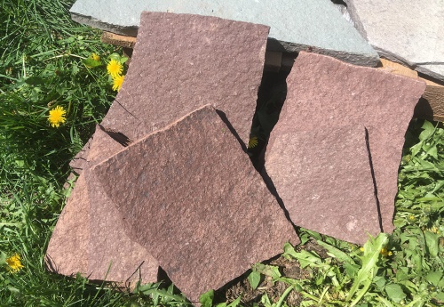 Плитняк лемезит бордовый для цоколя 1,5-2 см купить в Ишимбае