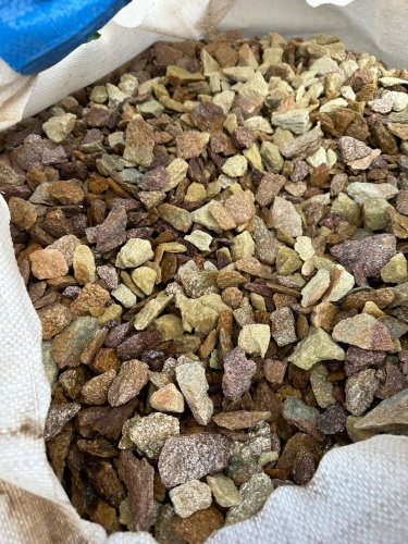 Златолит персиковый декоративная каменная крошка купить в Ишимбае