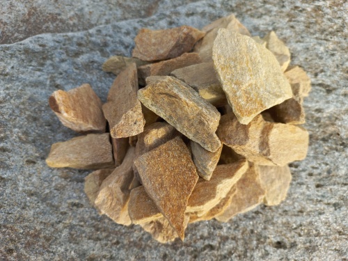 Златолит жёлтый декоративная каменная крошка купить в Ишимбае