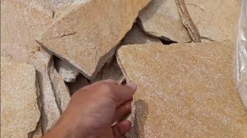 Плитняк златолит жёлтый золотистый для отмостки купить в Ишимбае