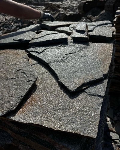 Плитняк златолит серебристый для фасада купить в Ишимбае